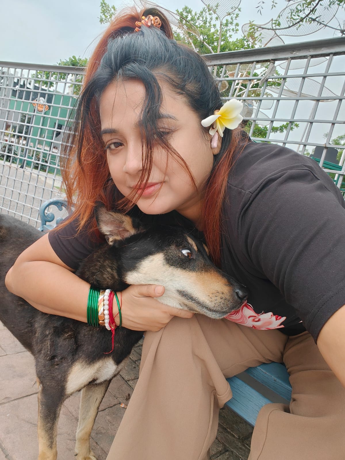 Priyanka Kar Chakraborty — মানুষ ও পশুর শান্তিপূর্ণ সহাবস্থান